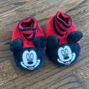 Red and Black Toddler Mickey Mouse Slippers